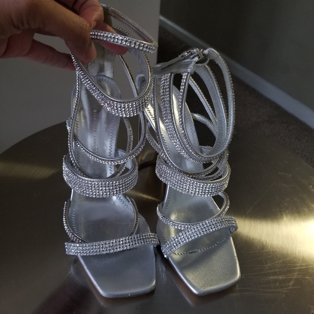 GIUSSEPPE ZANOTTI High-End Luxury Bling High-heeled Sandals  40 1/2 (NWT) No box